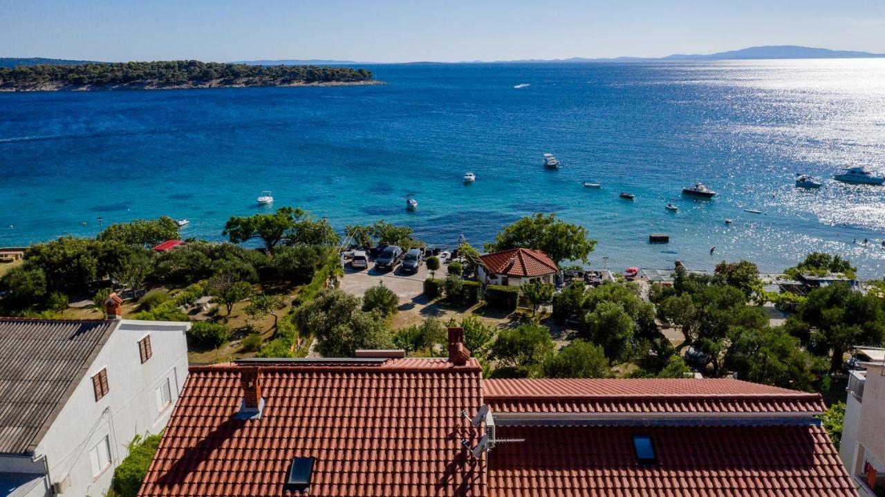 Apartments Vesela Banjol Εξωτερικό φωτογραφία