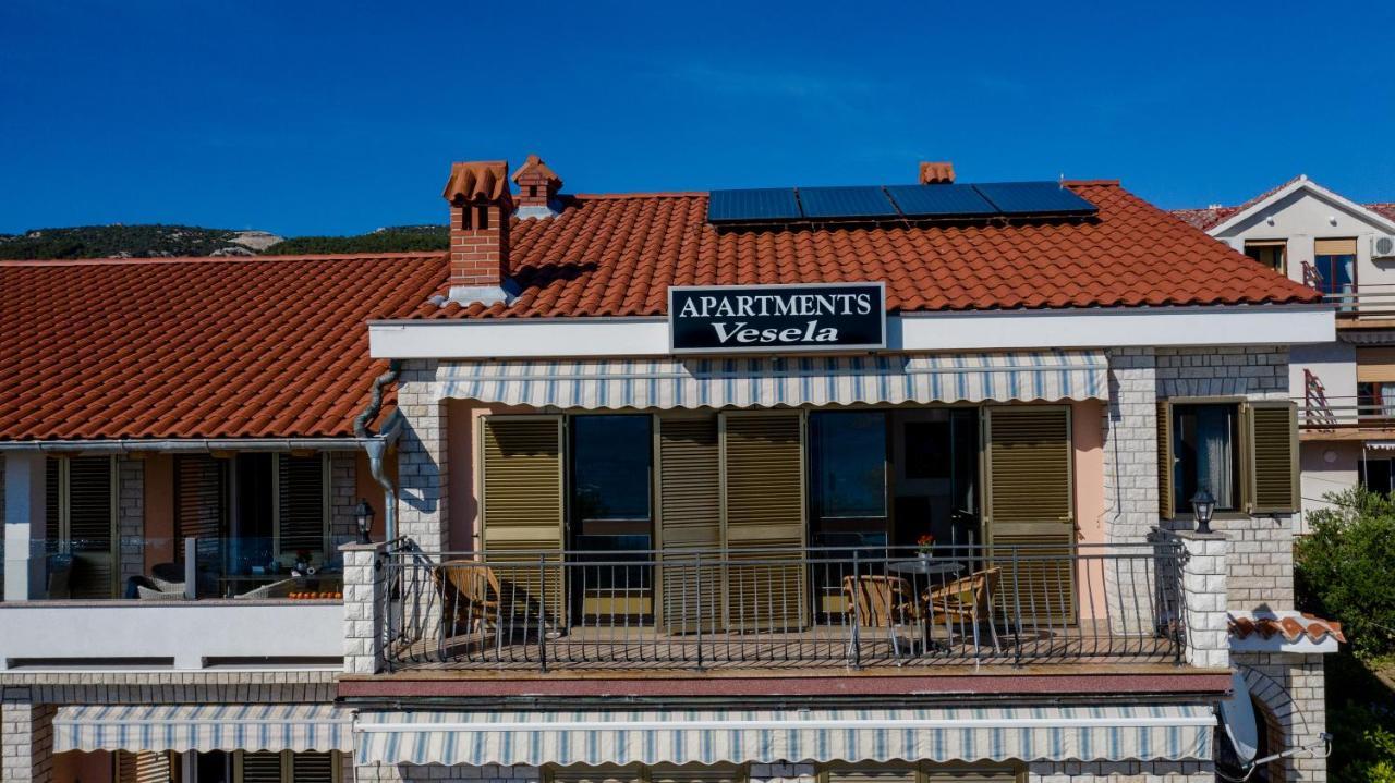 Apartments Vesela Banjol Εξωτερικό φωτογραφία