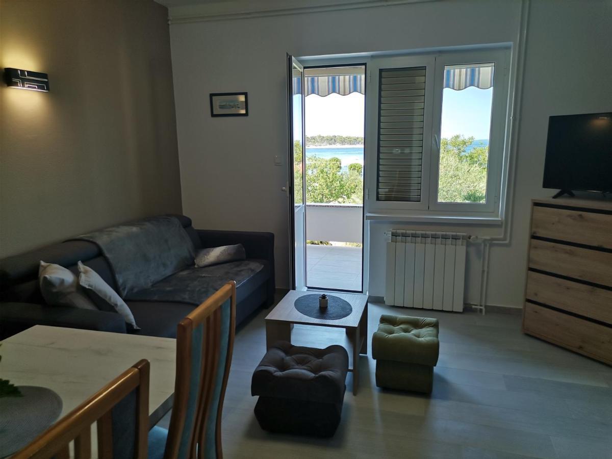 Apartments Vesela Banjol Εξωτερικό φωτογραφία